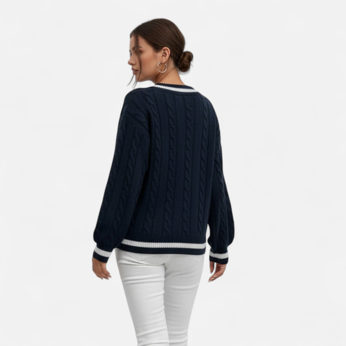 Harrington | Women’s V-Neck Colour-Block Twist Sweater