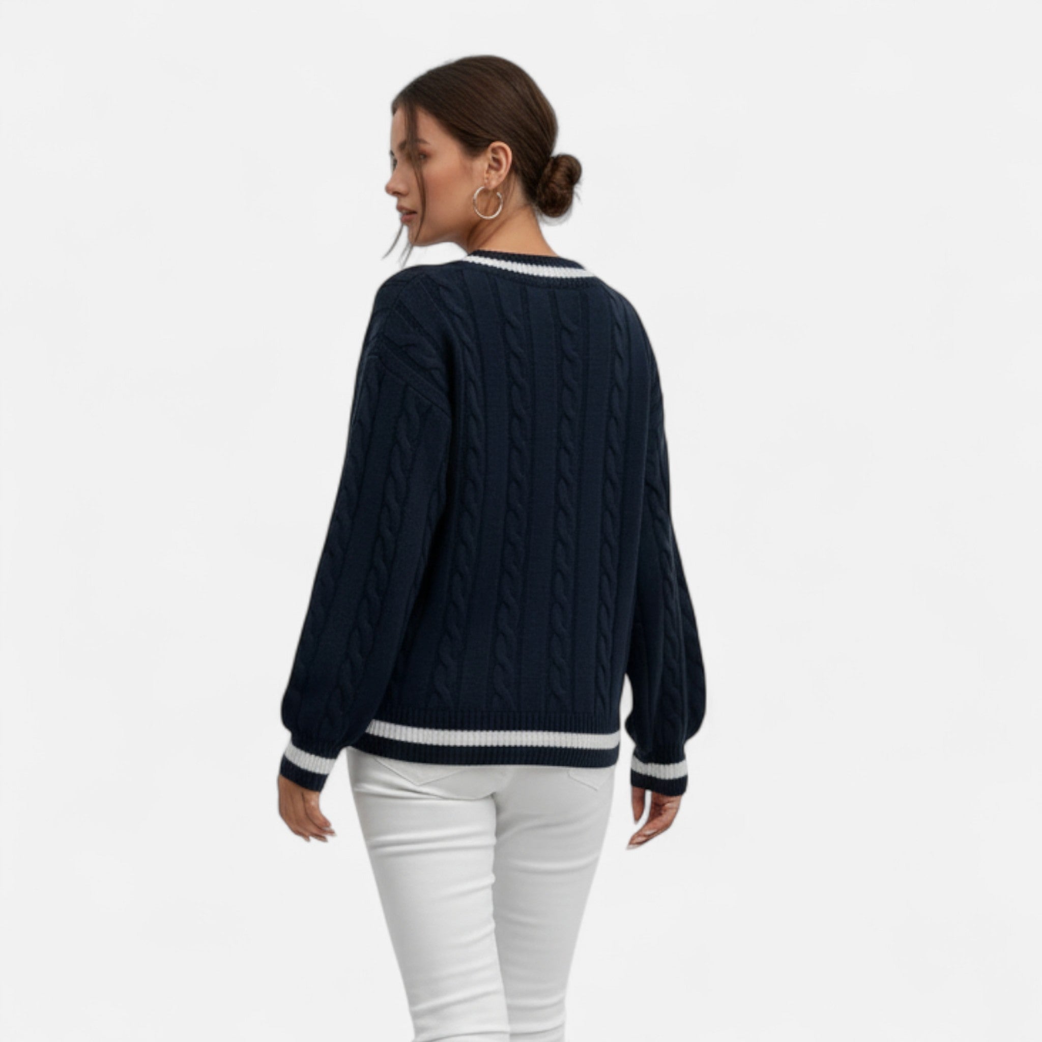 Harrington | Women’s V-Neck Colour-Block Twist Sweater